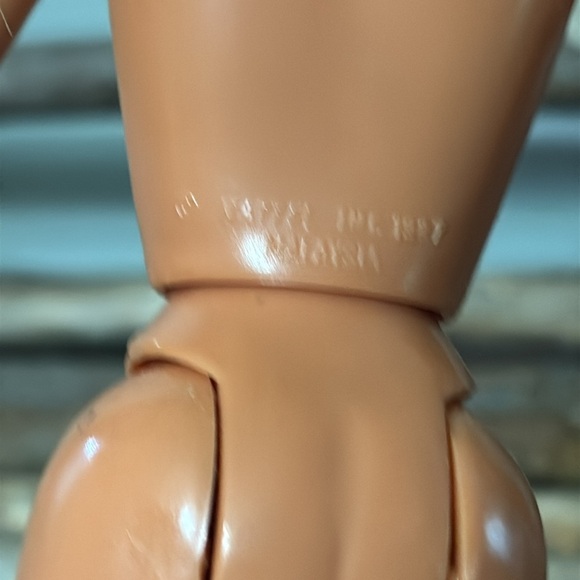 PRE OWNED MATTEL 1987 TEEN SKIPPER TWIST AND TURN BARBIE DOLL BUTTERFLY CROP TOP - Picture 11 of 16